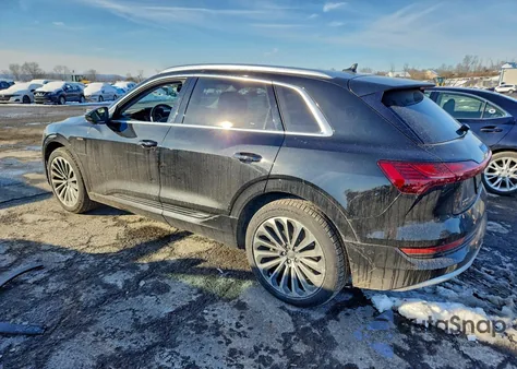 2019 Audi E-Tron Prestige from USA, damaged, VIN WA1VABGE2KB011440